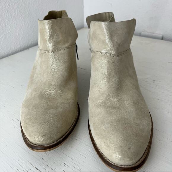Seychelles metallic sheen Snare suede ankle bootie size 8.5 - Picture 3 of 10